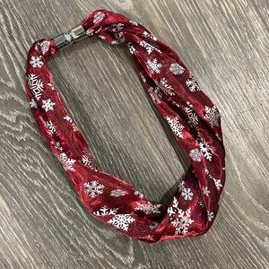 Snowflake Scarf Necklace